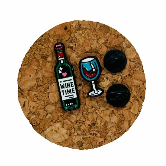 ⭐Bohemian Wine Bottle Brooch for Women Enamel wine bottle and glass lapel Pin ⭐ - Picture 2 of 5